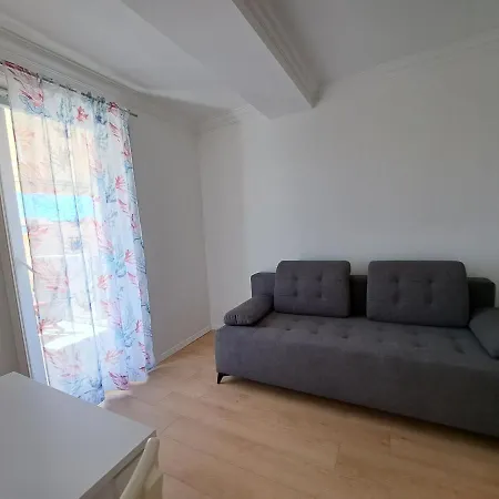Emma Guest house