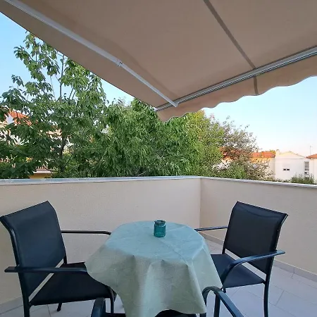 Guest house Emma 3*