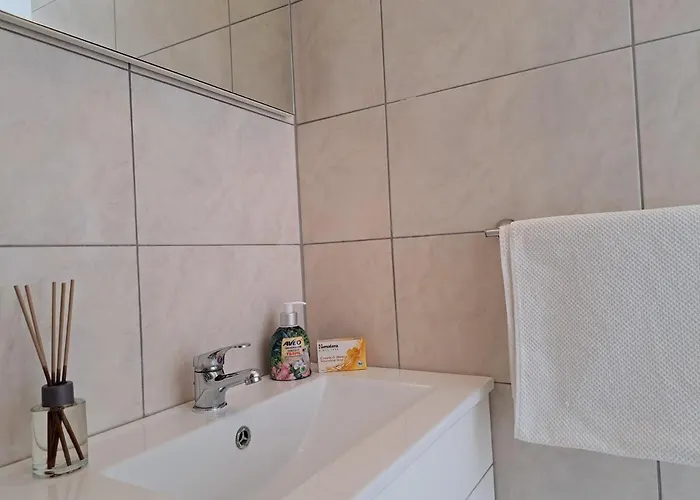 ゲストハウス Emma